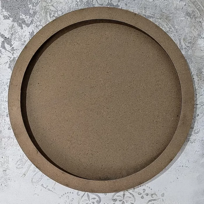 بیس ماه چوبی